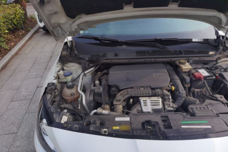 Used Peugeot 408 2015 1.2T Automatic Luxury Edition Engine Bay Right