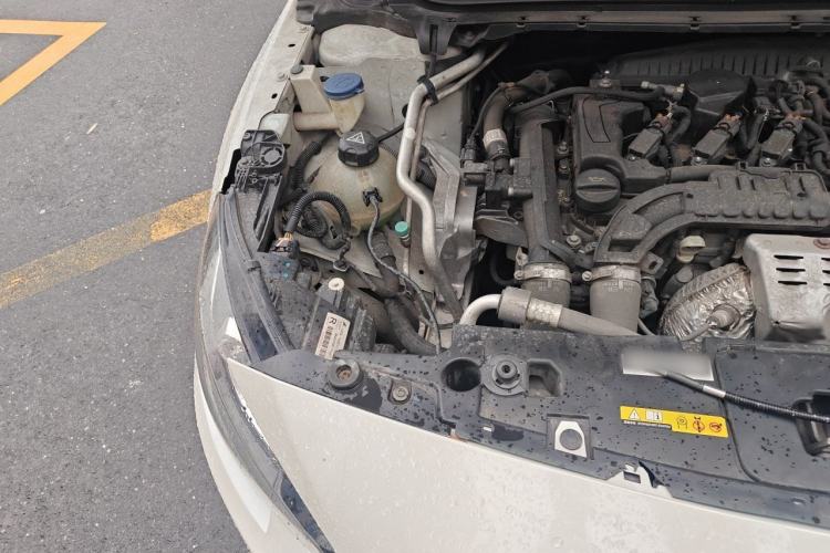 Used Peugeot 408 2015 1.2T Automatic Luxury Edition Engine Bay Right