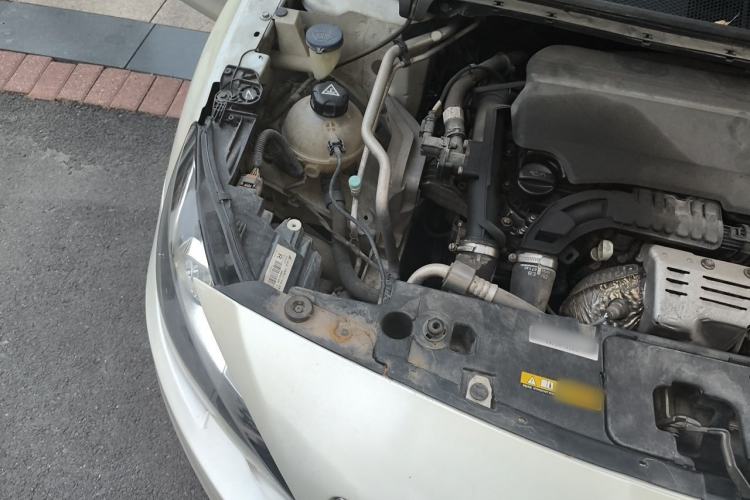 Used Peugeot 408 2015 1.2T Automatic Luxury Edition Engine Bay Right