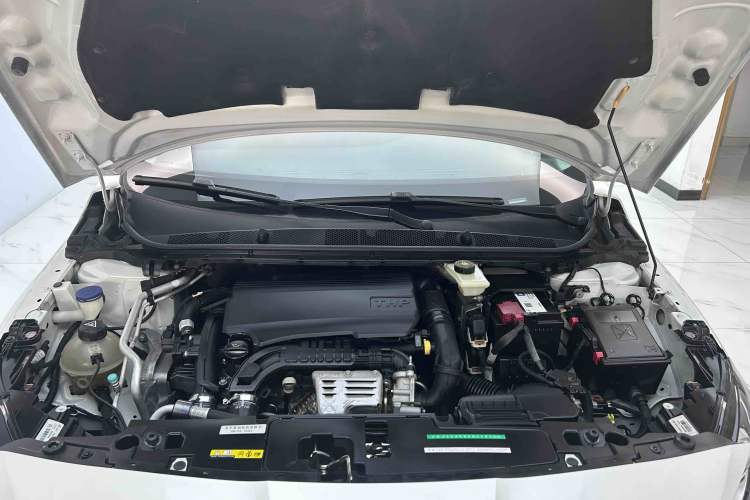 Used Peugeot 408 2015 1.2T Automatic Luxury Edition Engine Bay