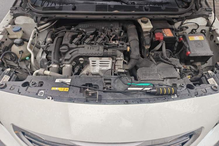 Used Peugeot 408 2015 1.2T Automatic Luxury Edition Engine Bay
