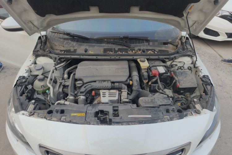 Used Peugeot 408 2015 1.2T Automatic Luxury Edition Engine Bay