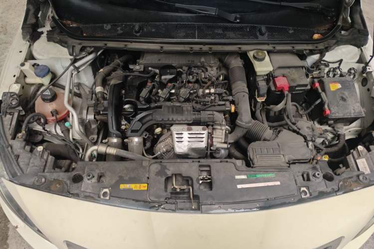 Used Peugeot 408 2015 1.2T Automatic Luxury Edition Engine Bay