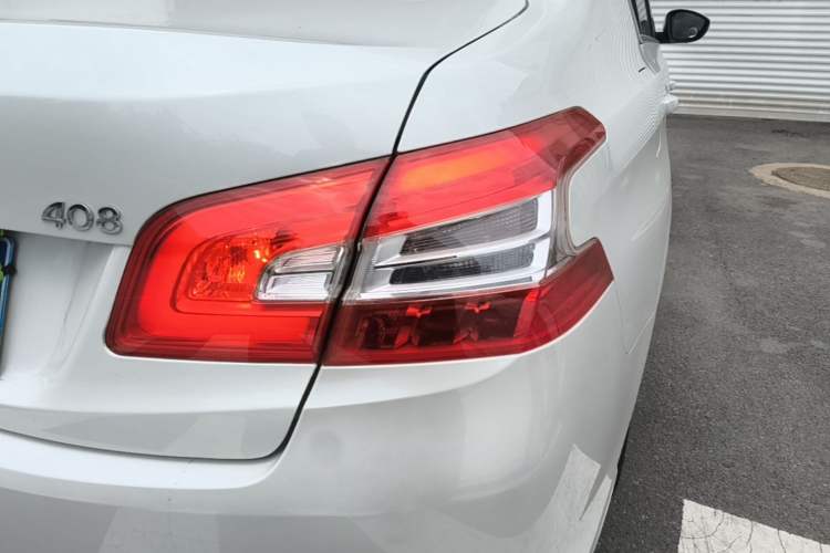 Used Peugeot 408 2015 1.2T Automatic Luxury Edition Exterior 3