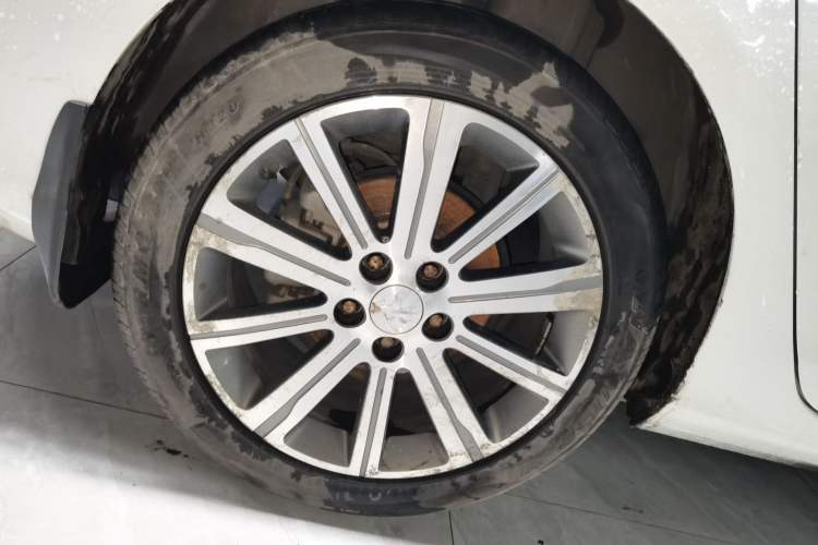 Used Peugeot 408 2015 1.2T Automatic Luxury Edition Exterior 5