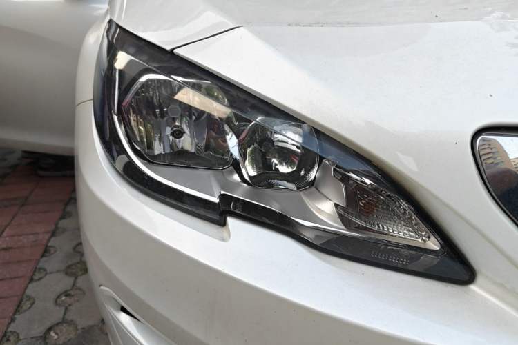 Used Peugeot 408 2015 1.2T Automatic Luxury Edition Exterior 6