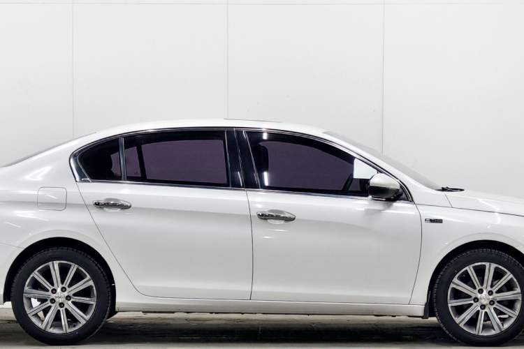 Used Peugeot 408 2015 1.2T Automatic Luxury Edition Exterior 7