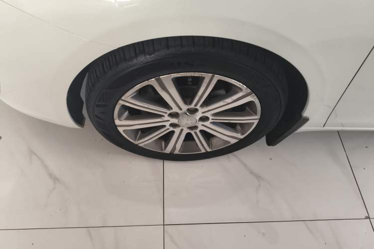 Used Peugeot 408 2015 1.2T Automatic Luxury Edition Exterior 7