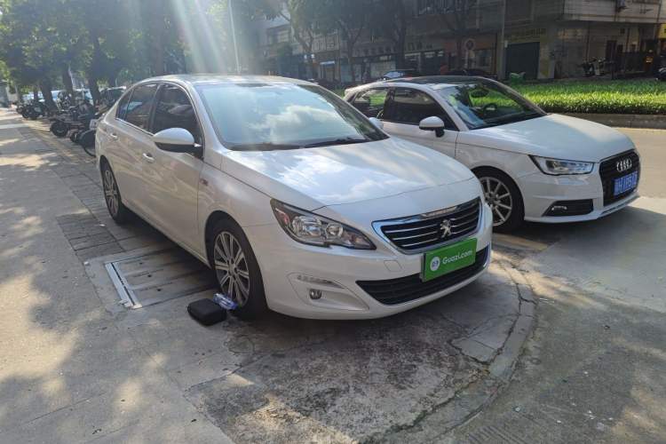Used Peugeot 408 2015 1.2T Automatic Luxury Edition Front Right 45 Deg