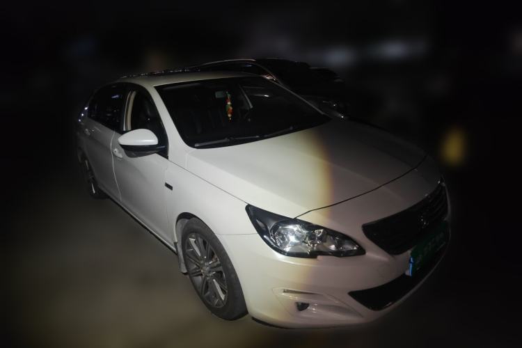 Used Peugeot 408 2015 1.2T Automatic Luxury Edition Front Right 45 Deg
