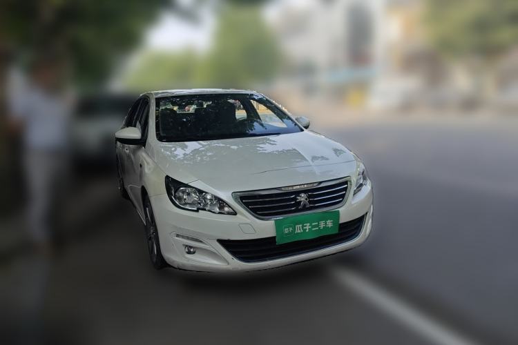 Used Peugeot 408 2015 1.2T Automatic Luxury Edition Front Right 45 Deg