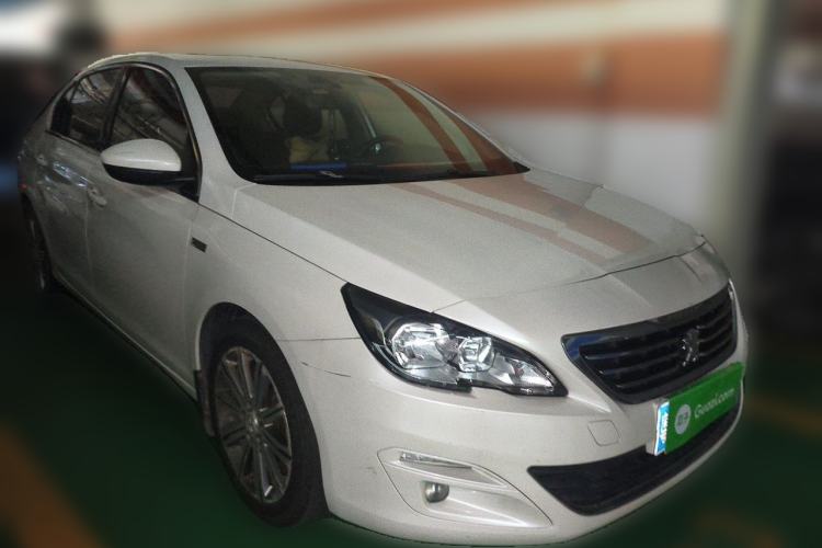 Used Peugeot 408 2015 1.2T Automatic Luxury Edition Front Right 45 Deg
