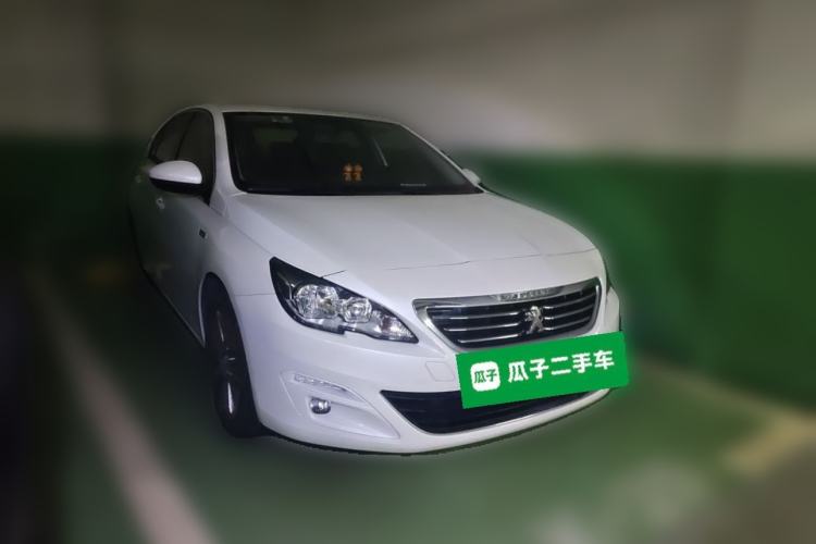 Used Peugeot 408 2015 1.2T Automatic Luxury Edition Front Right 45 Deg