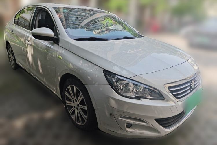 Used Peugeot 408 2015 1.2T Automatic Luxury Edition Front Right 45 Deg