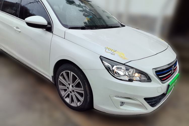 Used Peugeot 408 2015 1.2T Automatic Luxury Edition Front Right 45 Deg