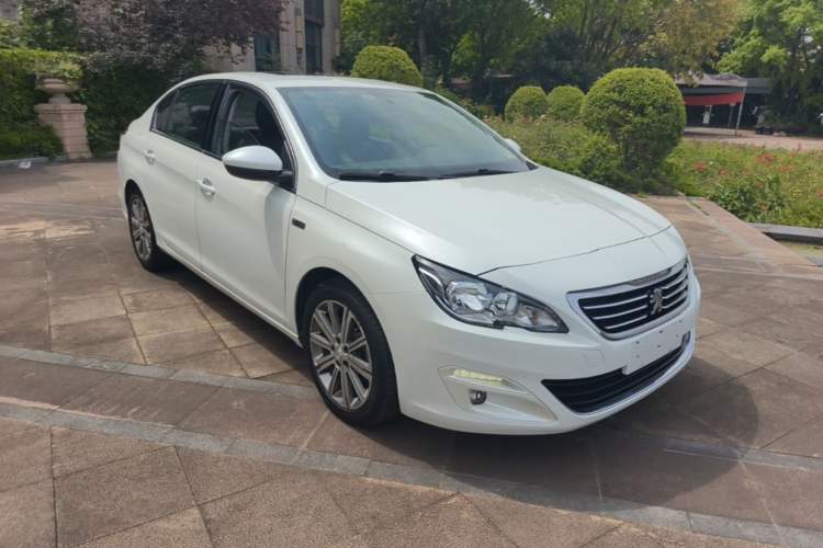 Used Peugeot 408 2015 1.2T Automatic Luxury Edition Front Right 45 Deg