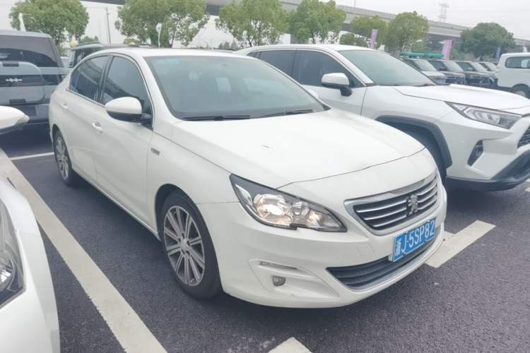 Used Peugeot 408 2015 1.2T Automatic Luxury Edition Front Right 45 Deg