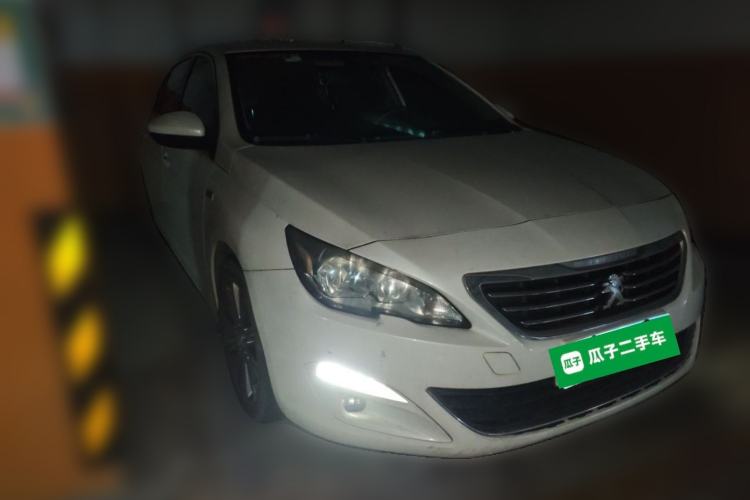 Used Peugeot 408 2015 1.2T Automatic Luxury Edition Front Right 45 Deg