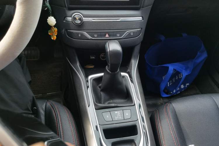 Used Peugeot 408 2015 1.2T Automatic Luxury Edition Gear Lever