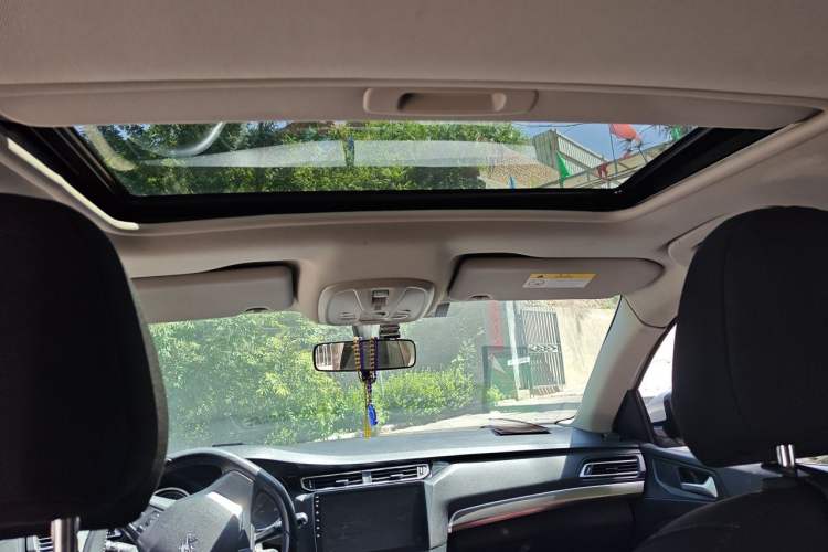 Used Peugeot 408 2015 1.2T Automatic Luxury Edition Headliner