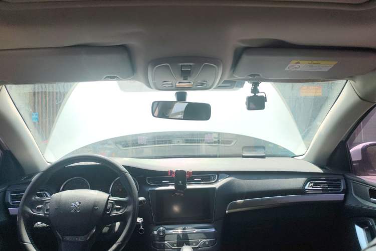 Used Peugeot 408 2015 1.2T Automatic Luxury Edition Headliner