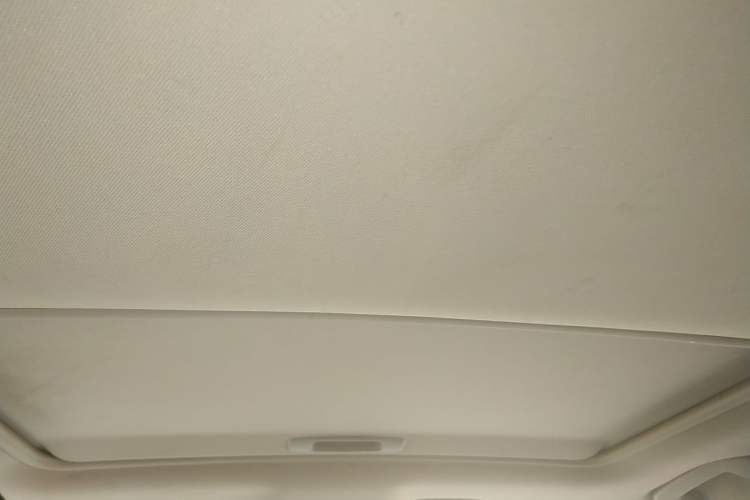 Used Peugeot 408 2015 1.2T Automatic Luxury Edition Headliner