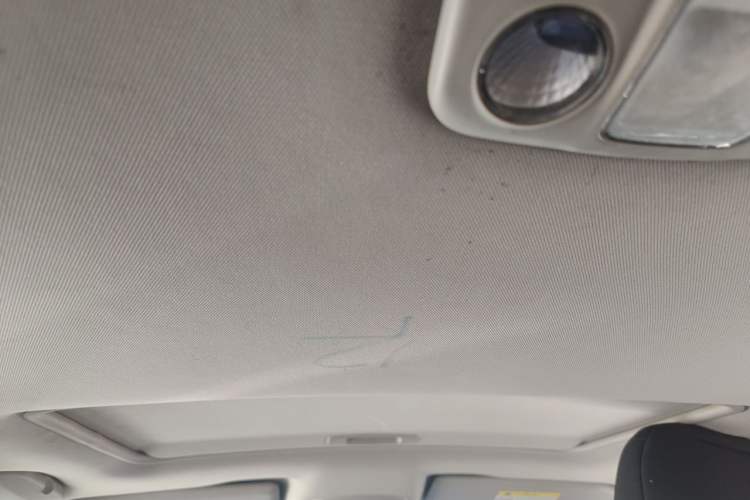 Used Peugeot 408 2015 1.2T Automatic Luxury Edition Headliner