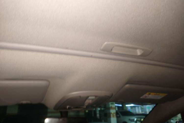 Used Peugeot 408 2015 1.2T Automatic Luxury Edition Headliner
