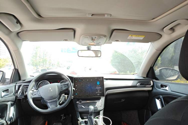 Used Peugeot 408 2015 1.2T Automatic Luxury Edition Headliner