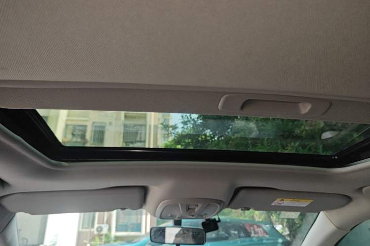 Used Peugeot 408 2015 1.2T Automatic Luxury Edition Headliner