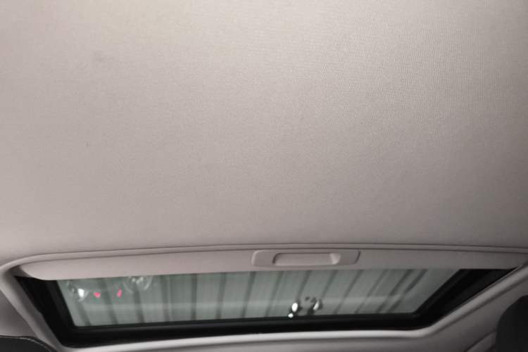 Used Peugeot 408 2015 1.2T Automatic Luxury Edition Headliner