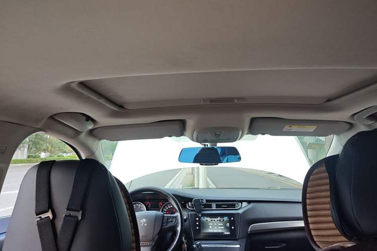 Used Peugeot 408 2015 1.2T Automatic Luxury Edition Headliner