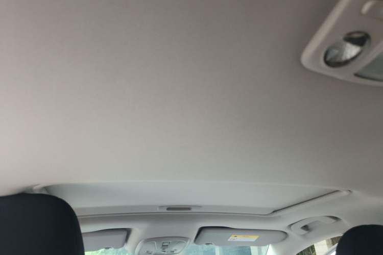Used Peugeot 408 2015 1.2T Automatic Luxury Edition Headliner