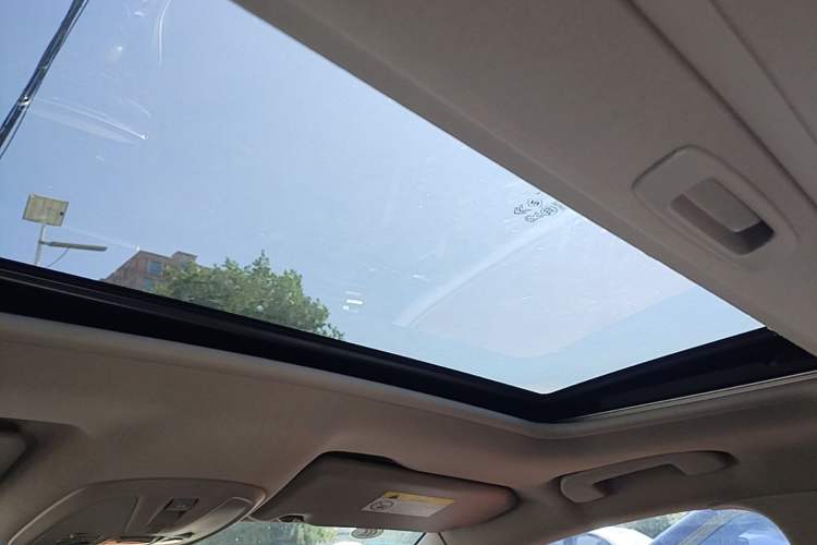 Used Peugeot 408 2015 1.2T Automatic Luxury Edition Headliner