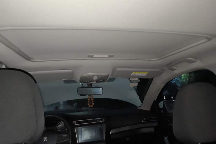 Used Peugeot 408 2015 1.2T Automatic Luxury Edition Headliner