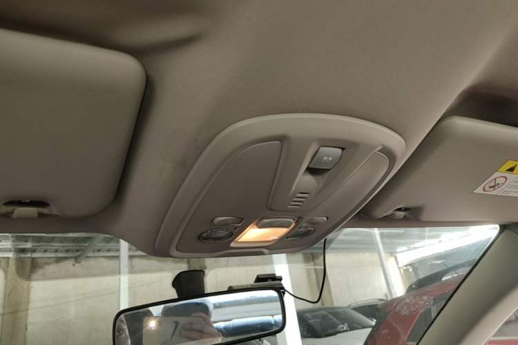 Used Peugeot 408 2015 1.2T Automatic Luxury Edition Headliner