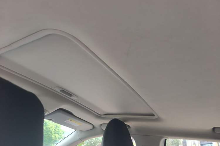 Used Peugeot 408 2015 1.2T Automatic Luxury Edition Headliner