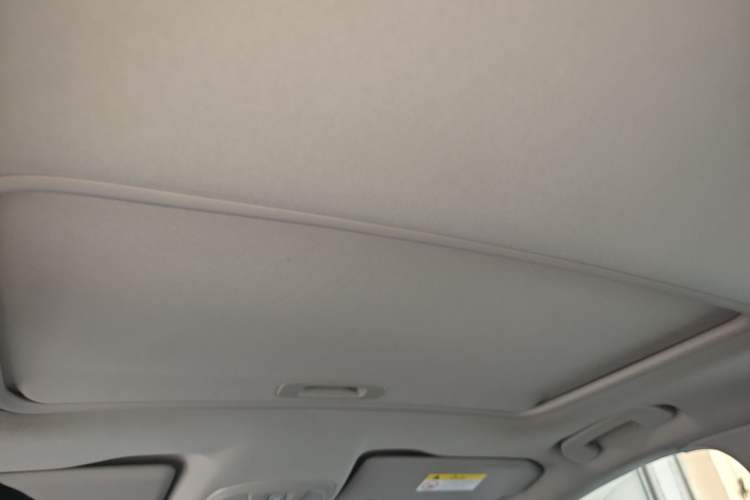 Used Peugeot 408 2015 1.2T Automatic Luxury Edition Headliner