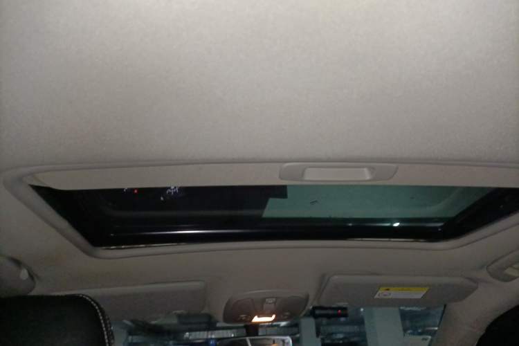 Used Peugeot 408 2015 1.2T Automatic Luxury Edition Headliner