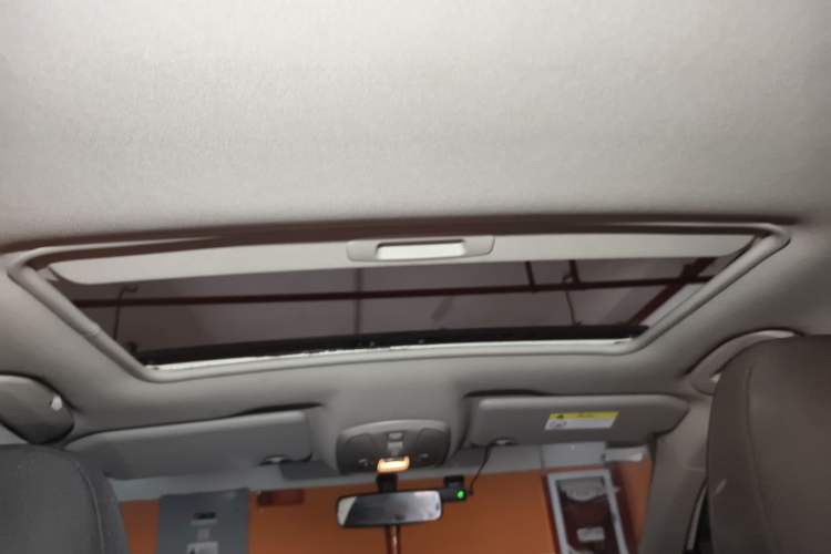 Used Peugeot 408 2015 1.2T Automatic Luxury Edition Headliner