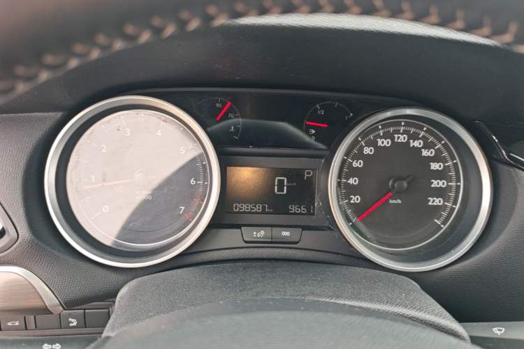 Used Peugeot 408 2015 1.2T Automatic Luxury Edition Instrument Cluster