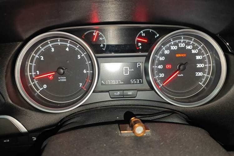 Used Peugeot 408 2015 1.2T Automatic Luxury Edition Instrument Cluster
