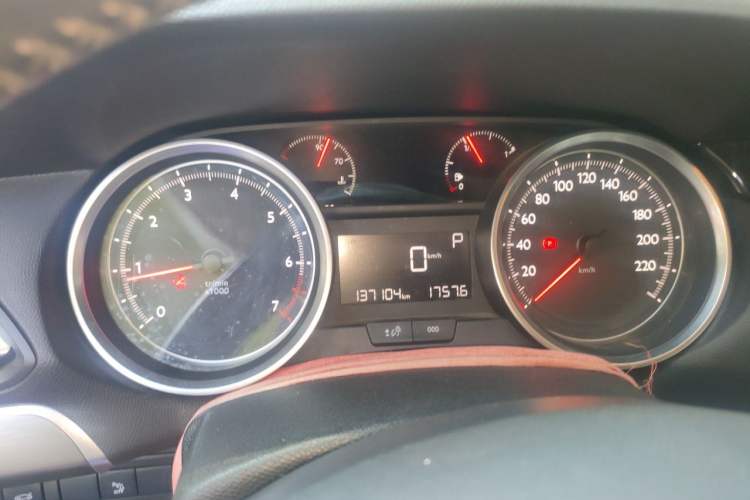 Used Peugeot 408 2015 1.2T Automatic Luxury Edition Instrument Cluster