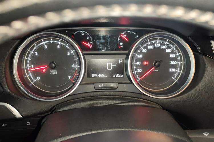 Used Peugeot 408 2015 1.2T Automatic Luxury Edition Instrument Cluster