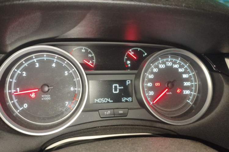 Used Peugeot 408 2015 1.2T Automatic Luxury Edition Instrument Cluster