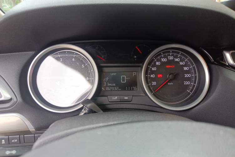 Used Peugeot 408 2015 1.2T Automatic Luxury Edition Instrument Cluster