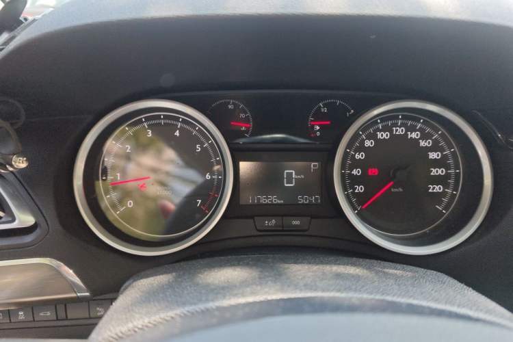Used Peugeot 408 2015 1.2T Automatic Luxury Edition Instrument Cluster
