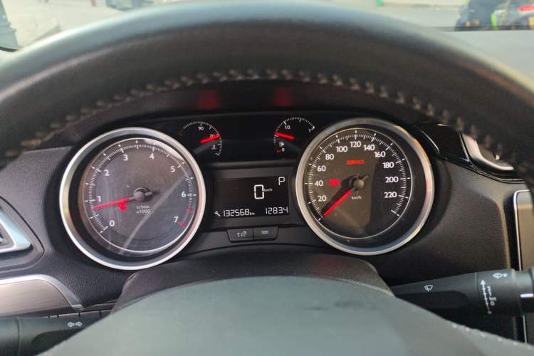 Used Peugeot 408 2015 1.2T Automatic Luxury Edition Instrument Cluster