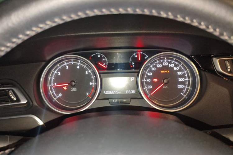 Used Peugeot 408 2015 1.2T Automatic Luxury Edition Instrument Cluster