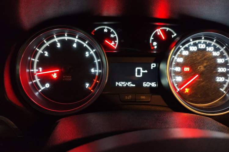 Used Peugeot 408 2015 1.2T Automatic Luxury Edition Instrument Cluster